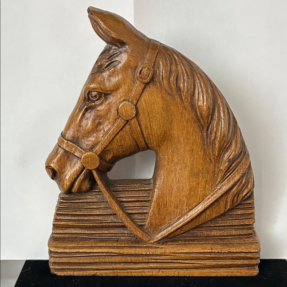 VGT Book Ends  Brown Horse Head Profile Sculpture SyrocoWood No Cracks IGC